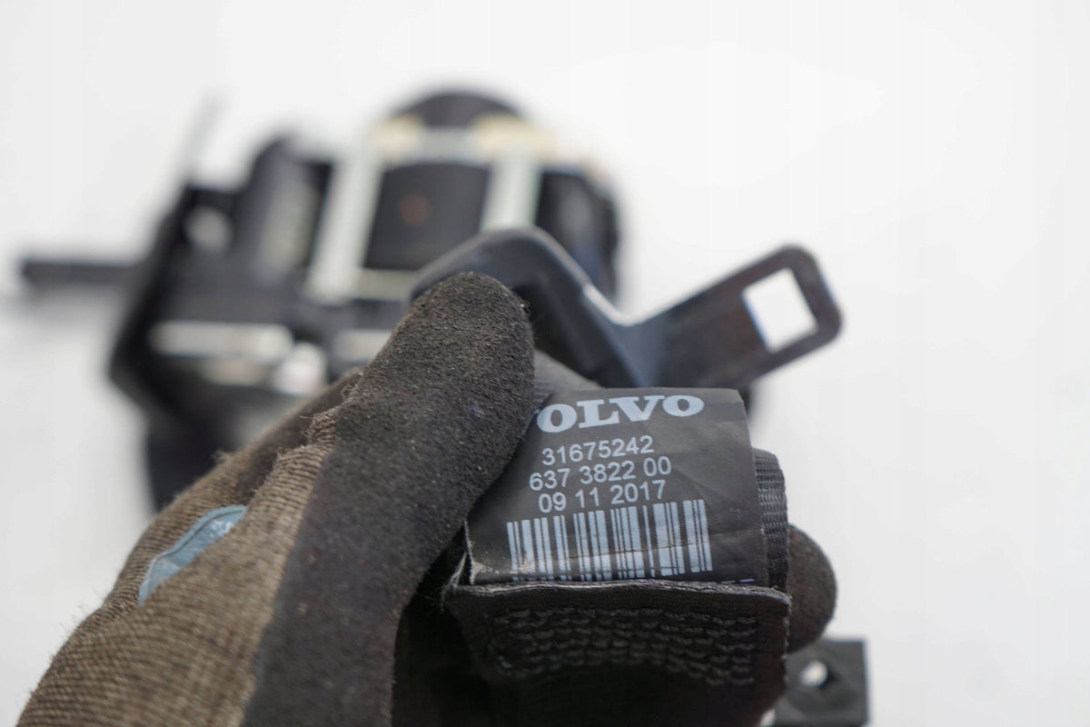 VOLVO V90 19R SEAT BELT LEFT FRONT 31675242