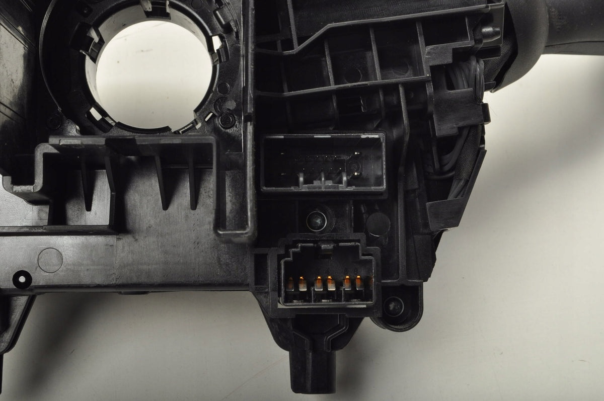 VOLVO V90 II CC COMBINED SWITCH 32266026
