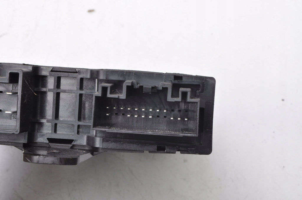 VOLVO V90 II FLAP CONTROLLER MODULE 32214767