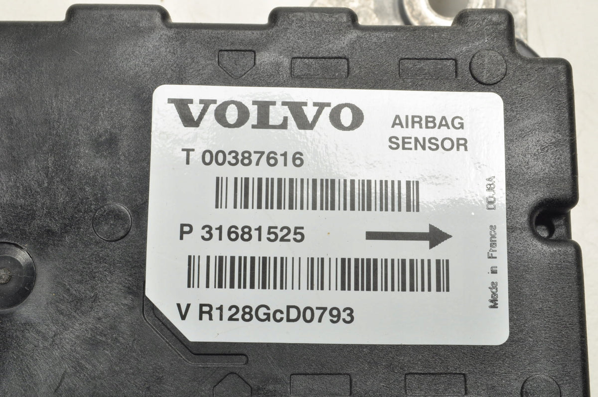 VOLVO V90 II S90 AIRBAG SENSOR 31681525