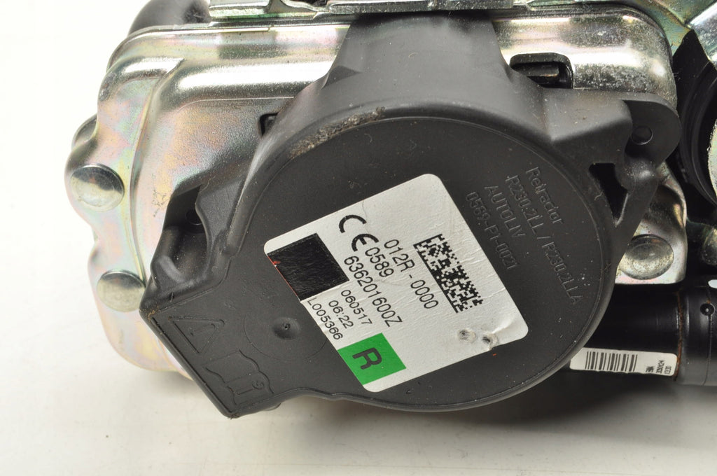 VOLVO V90 II SEAT BELT RIGHT FRONT 31675248