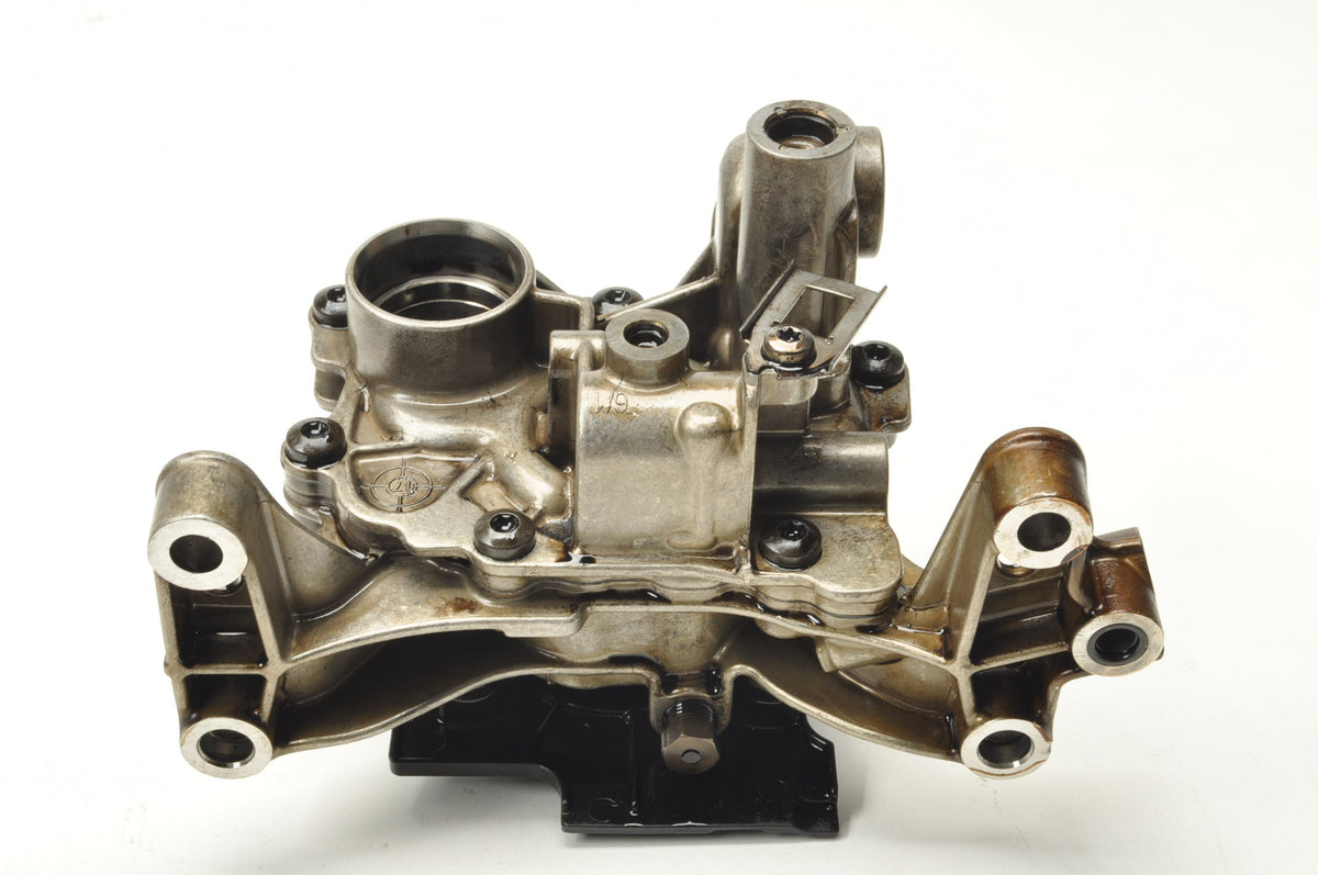VOLVO V90 S60 II V60 2.0 D4 190KM OIL PUMP D4204T14 31670241