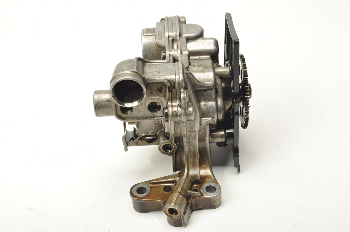 VOLVO V90 S60 II V60 2.0 D4 190KM OIL PUMP D4204T14 31670241