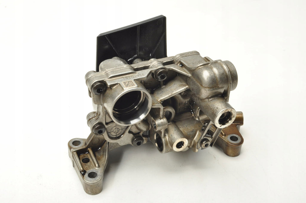 VOLVO V90 S60 II V60 2.0 D4 190KM OIL PUMP D4204T14 31670241