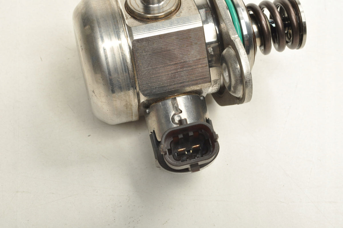 VOLVO XC40 1.5 T3 12V 163KM FUEL PUMP 31405318