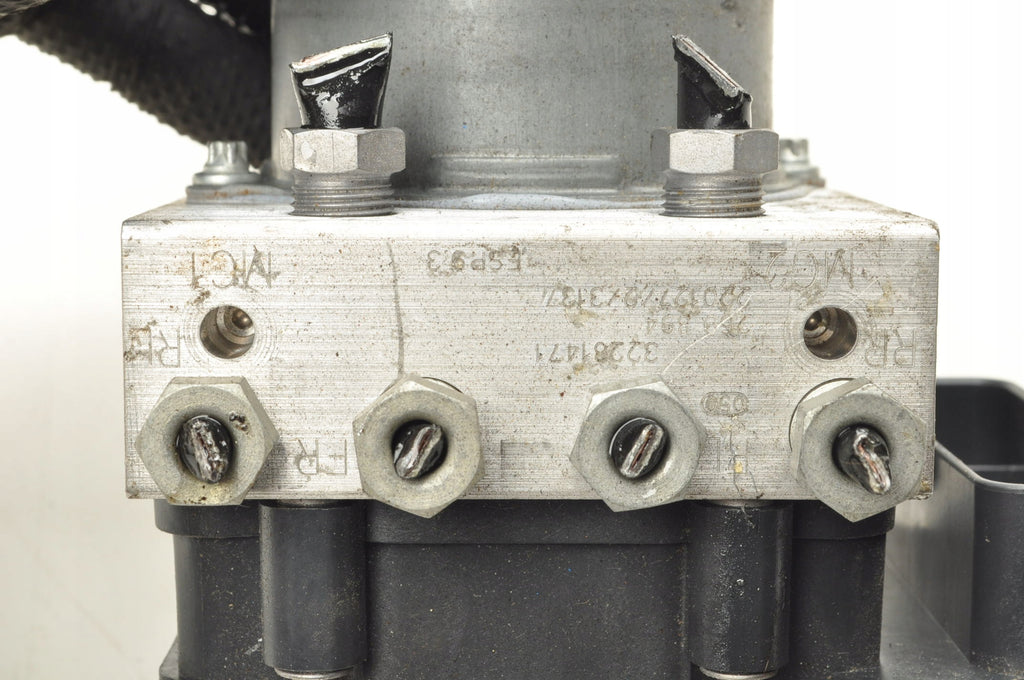 VOLVO XC40 1.5 T3 ABS PUMP 32281471