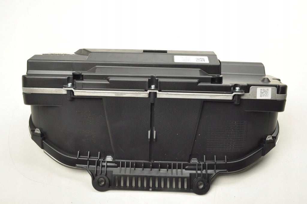 VOLVO XC40 1.5 T3 COUNTER CLOCKS 32356877