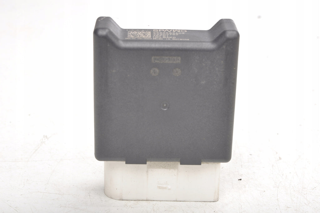 VOLVO XC40 2.0 T FUEL PUMP CONTROLLER 32203752