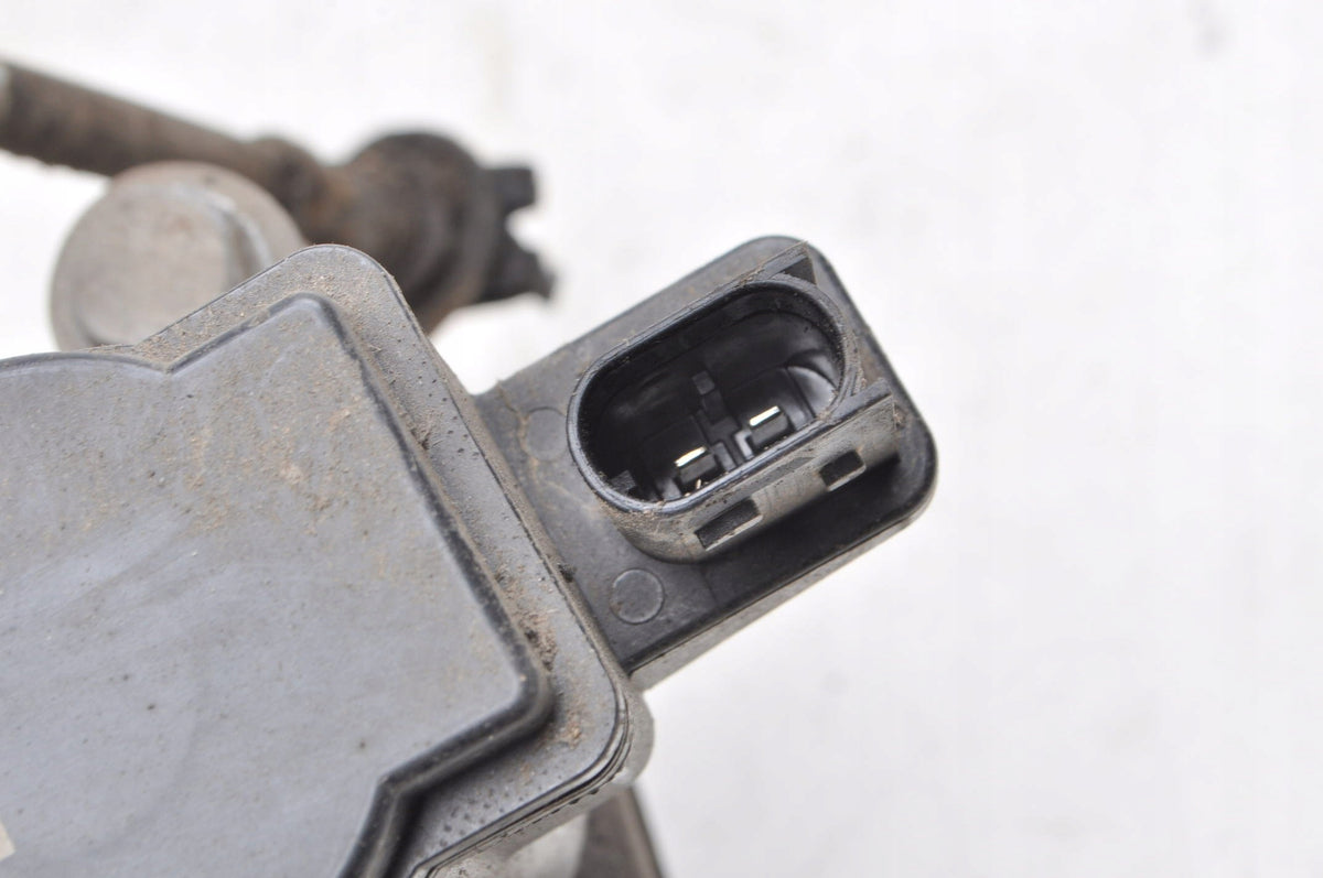 VOLVO XC40 2018- BRAKE CALIPER RIGHT REAR
