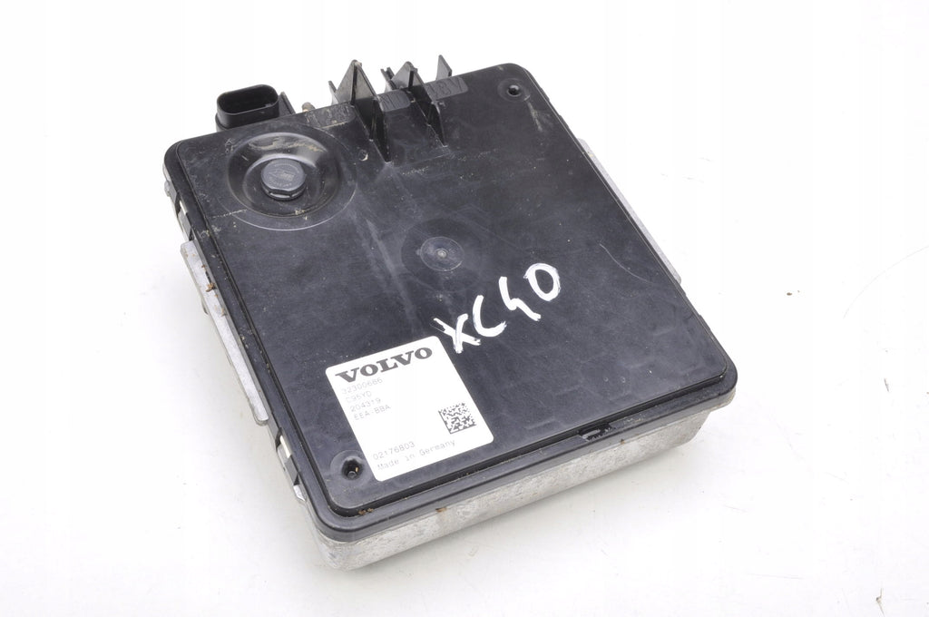 VOLVO XC40 2018- INVERTER CONVERTER 32300686