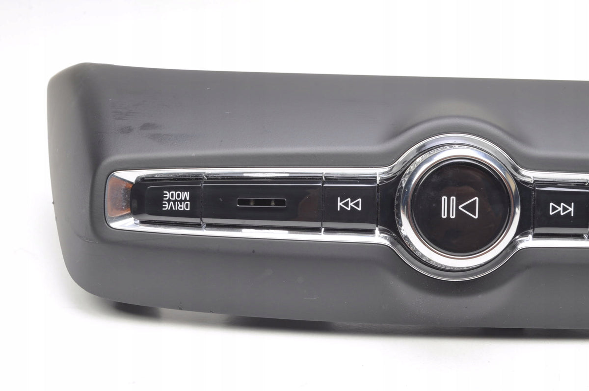VOLVO XC40 2018- RADIO PANEL 31456672
