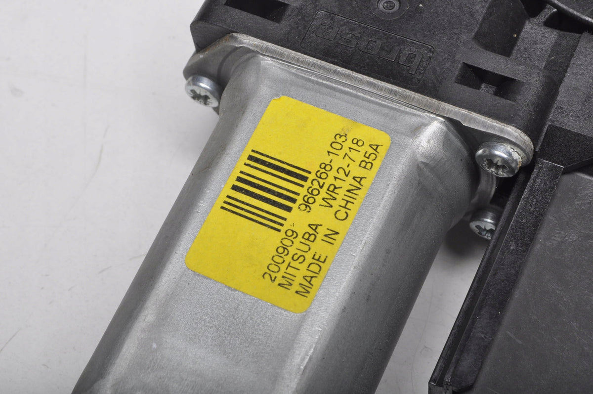 VOLVO XC40 2018- WINDSCREEN MOTOR LEFT FRONT 31674758 966268-103