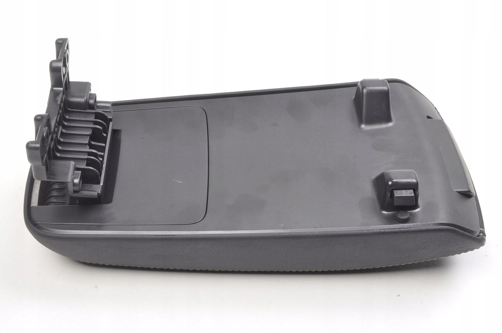 VOLVO XC40 ARMREST 32352693 2025R LIFT