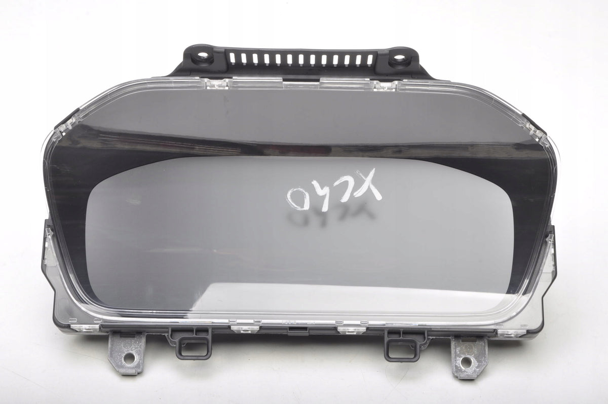 VOLVO XC40 B4 2.0 Hybrid COUNTER CLOCKS 32320737