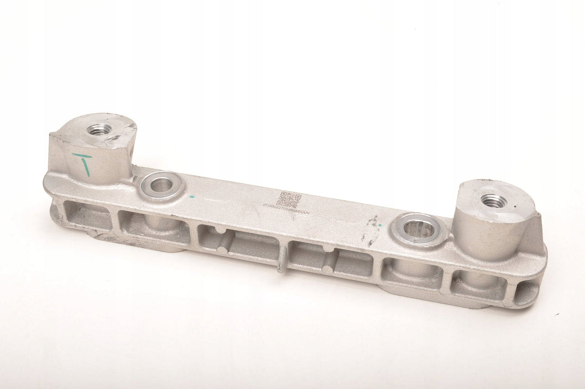 VOLVO XC40 B4 Mild-Hybrid ENGINE PAW BRACKET 2025R 32137504