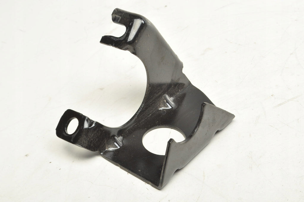 VOLVO XC40 BUMPER MOUNT RIGHT REAR 32221689 2025R