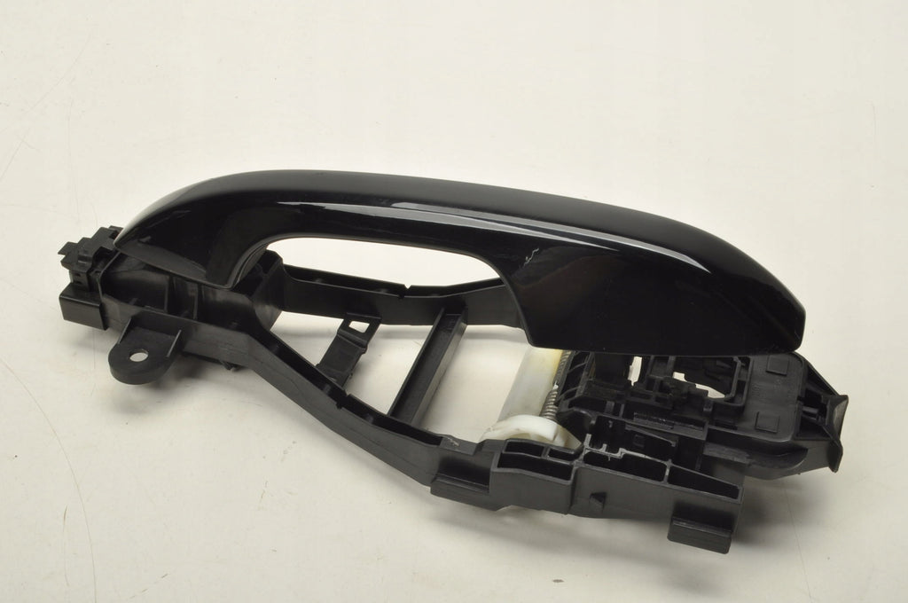 VOLVO XC40 DOOR HANDLE EXTERIOR LEFT REAR 31462056 717 BASE