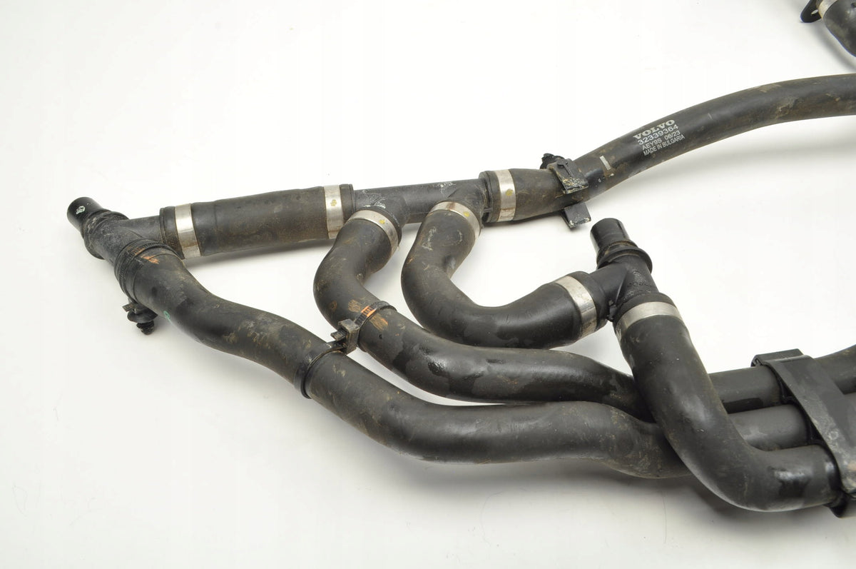 VOLVO XC40 EX40 C40 PIPE WATER LINE 32339364