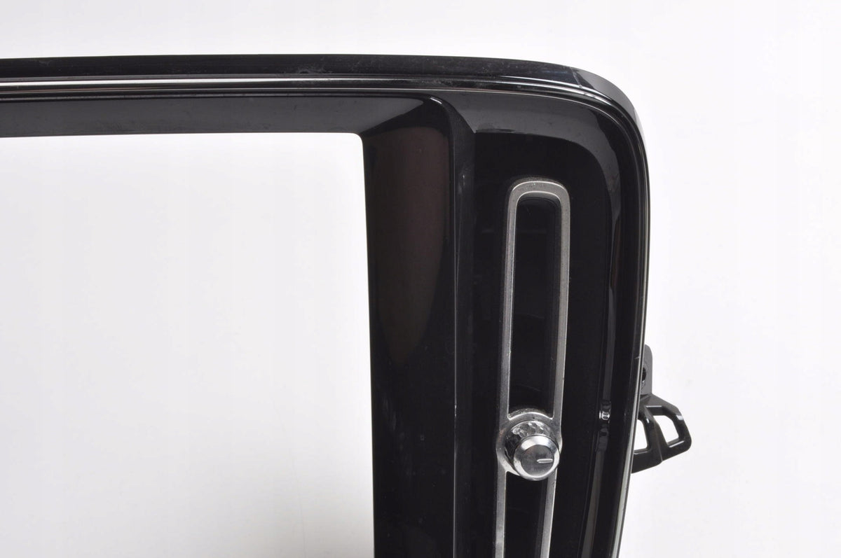 VOLVO XC40 GRID DISPLAY FRAME 31442627