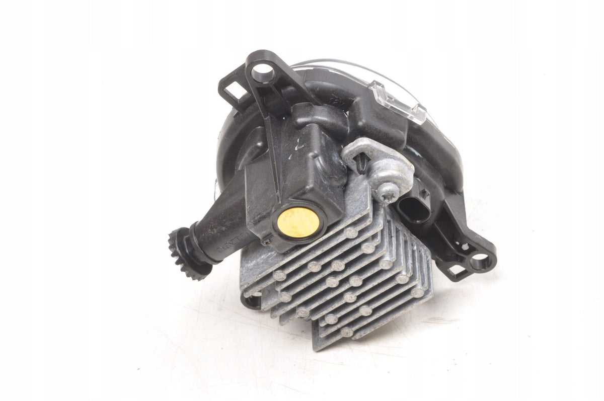 VOLVO XC40 HALOGEN RIGHT 32365035