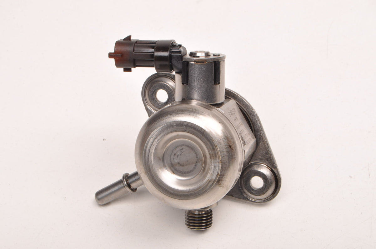VOLVO XC40 II 1.5 T3 FUEL PUMP 31405318