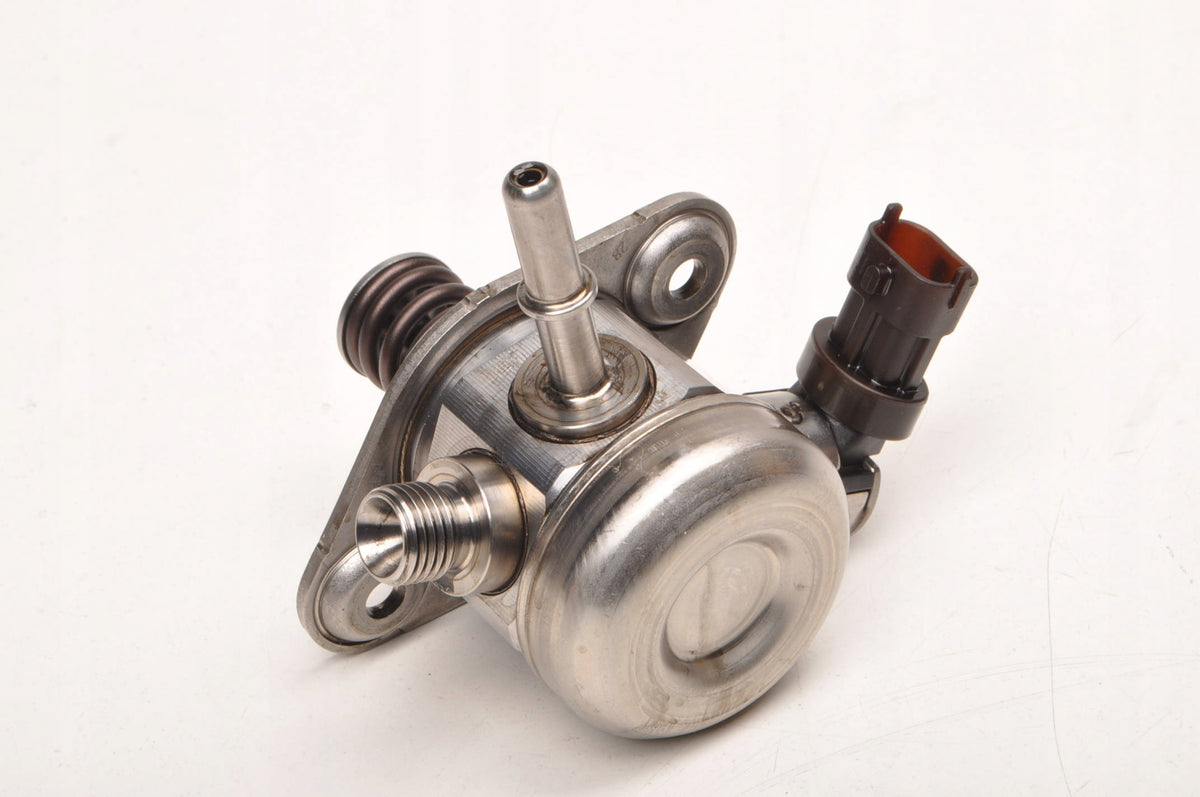 VOLVO XC40 II 1.5 T3 FUEL PUMP 31405318
