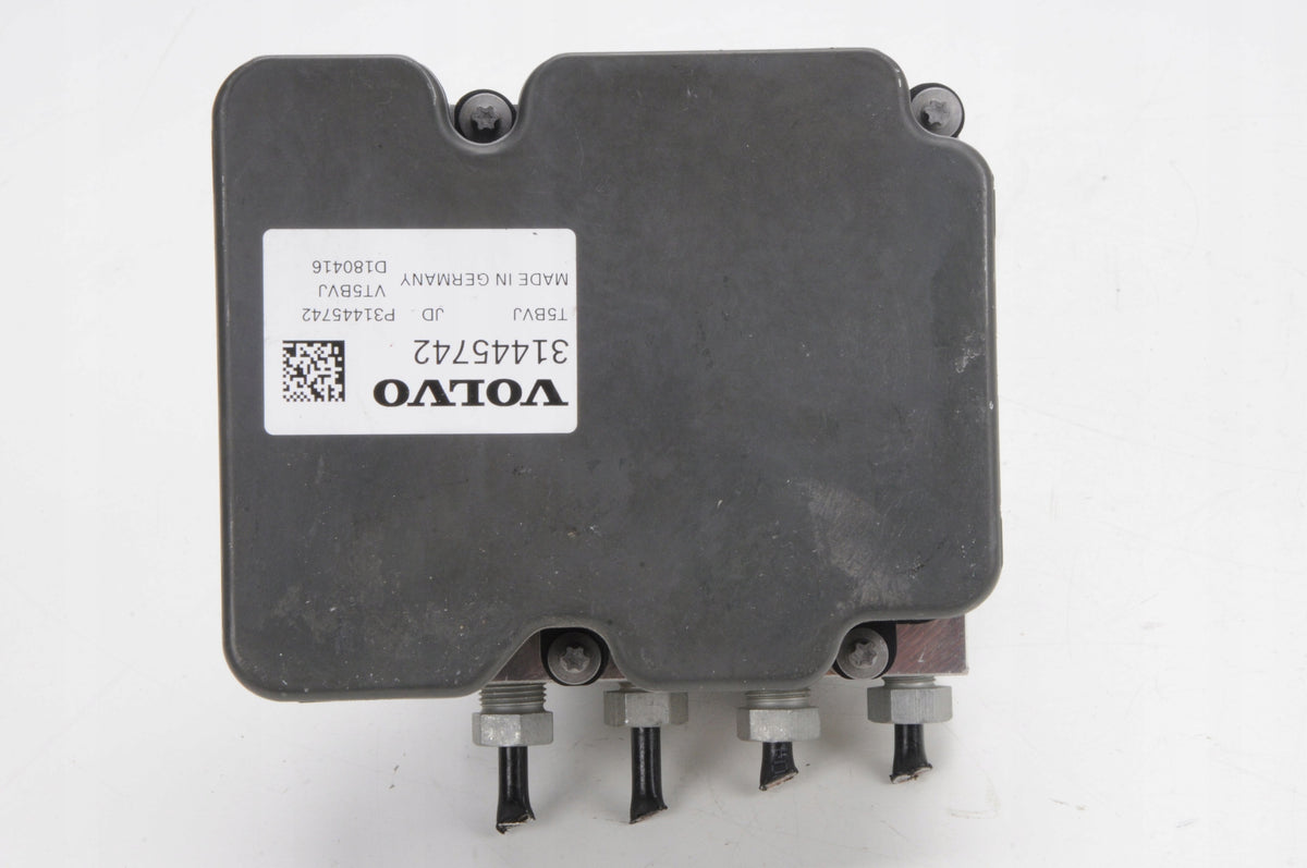 VOLVO XC40 II 2.0 D4 PUMP ABS 31445742