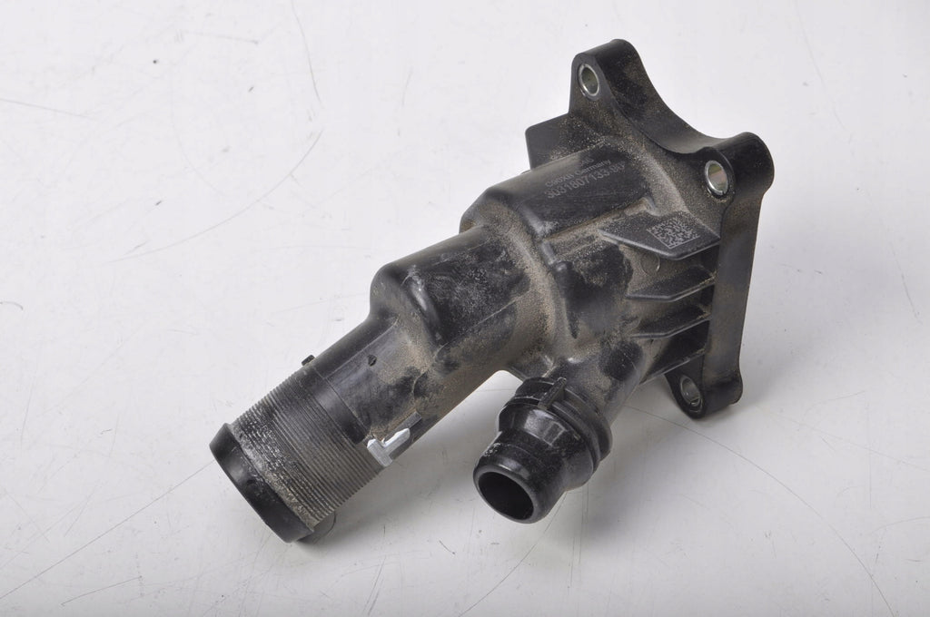 VOLVO XC40 II 2.0 T5 THERMOSTAT HOUSING 31686046