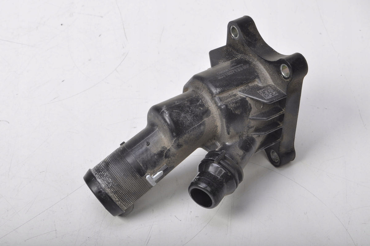 VOLVO XC40 II 2.0 T5 THERMOSTAT HOUSING 31686046