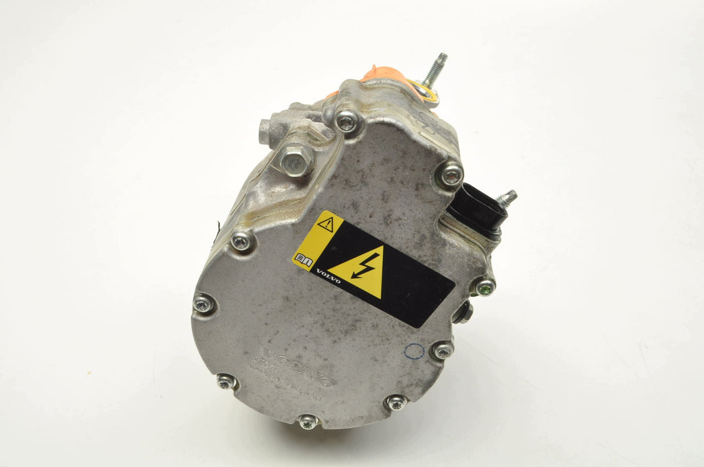 VOLVO XC40 II C40 EC40 Recharge AIR CONDITIONING COMPRESSOR 32369660