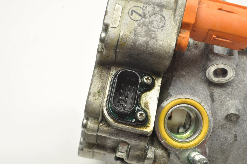 VOLVO XC40 II C40 EC40 Recharge AIR CONDITIONING COMPRESSOR 32369660
