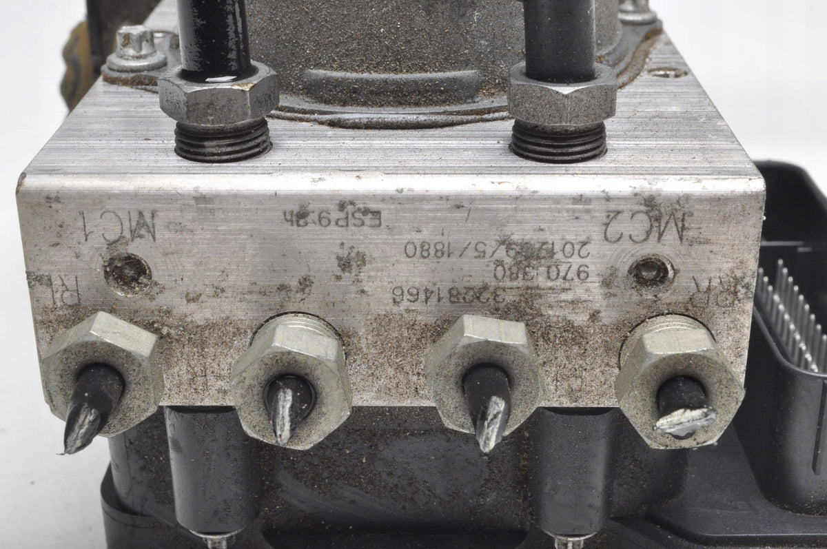 VOLVO XC40 II PUMP ABS HANDLE 2021 R 32281466