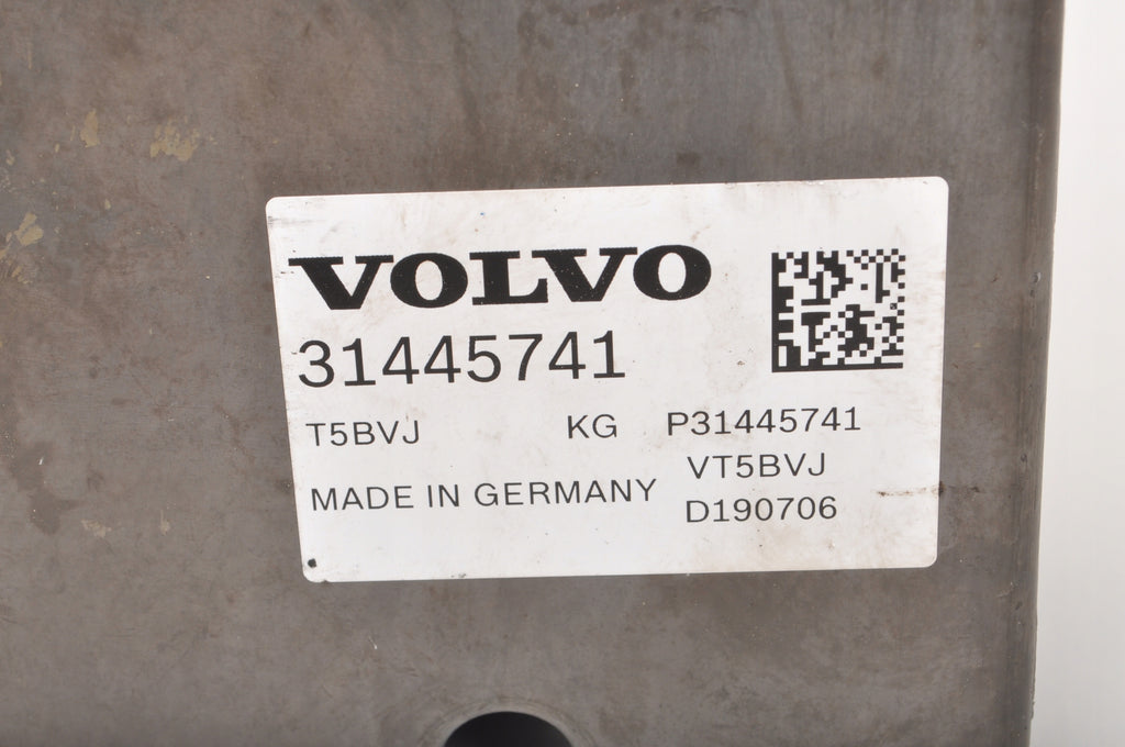 VOLVO XC40 II PUMP DRIVER ABS 31445741 4TKM