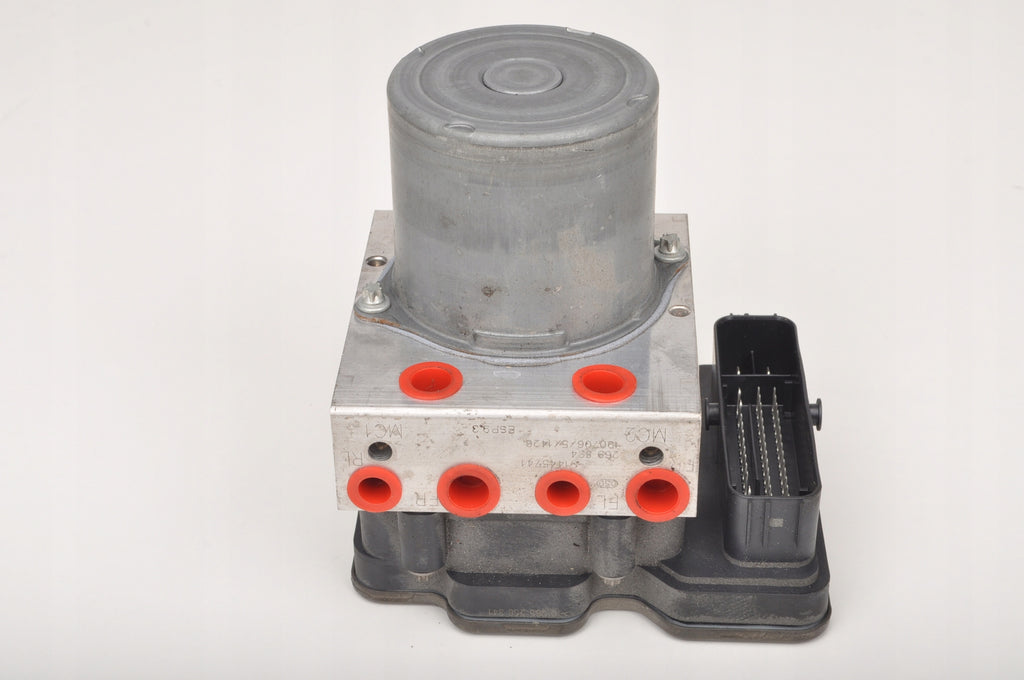 VOLVO XC40 II PUMP DRIVER ABS 31445741 4TKM