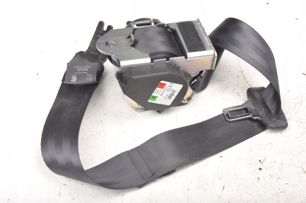 VOLVO XC40 II SEAT BELT LEFT REAR 640670400E