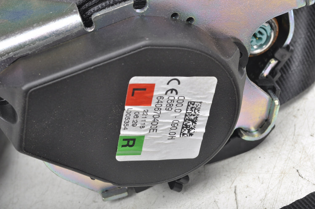 VOLVO XC40 II SEAT BELT LEFT REAR 640670400E
