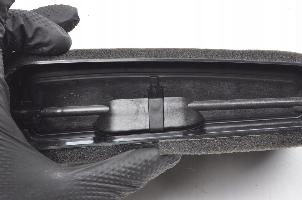 VOLVO XC40 LEFT AIR VENT GRILLE 31442627