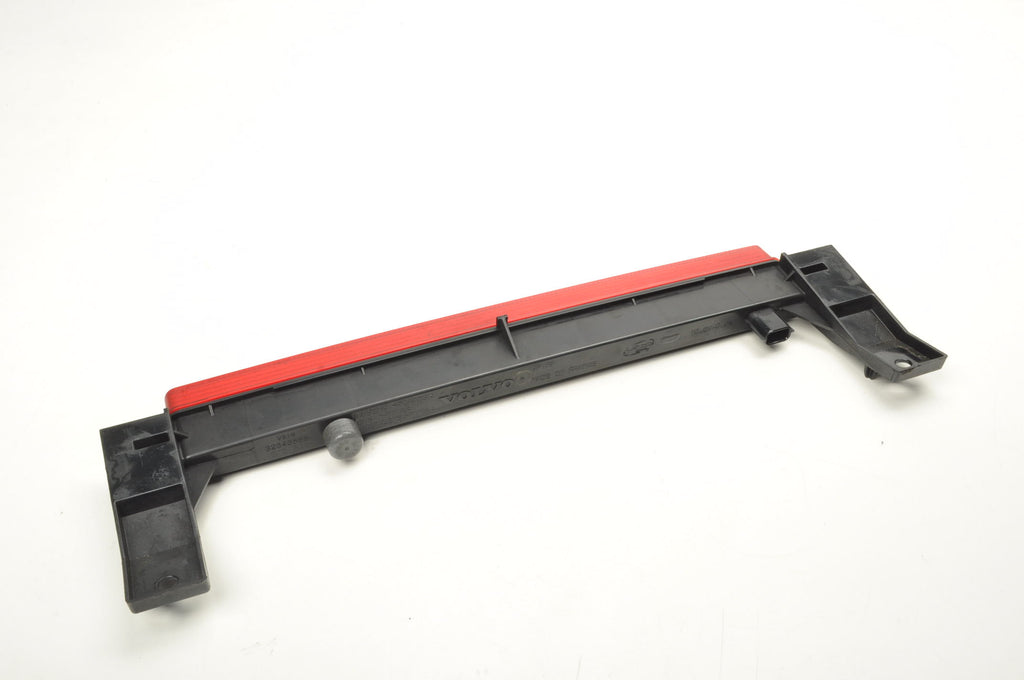 VOLVO XC40 LIGHT LAMP STOP 32345585