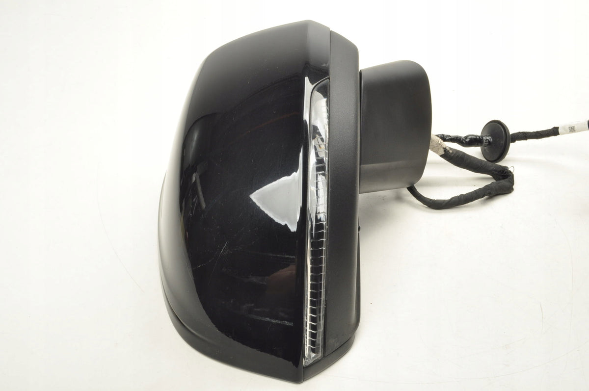VOLVO XC40 MIRROR RIGHT ELECTRIC 9 PIN 717