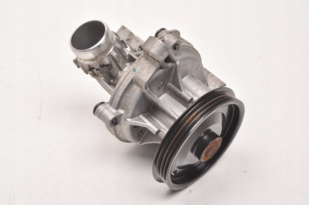 VOLVO XC40 S90 V90 XC90 XC60 II 2.0 B5 Mild-Hybrid Water Pump 32252604