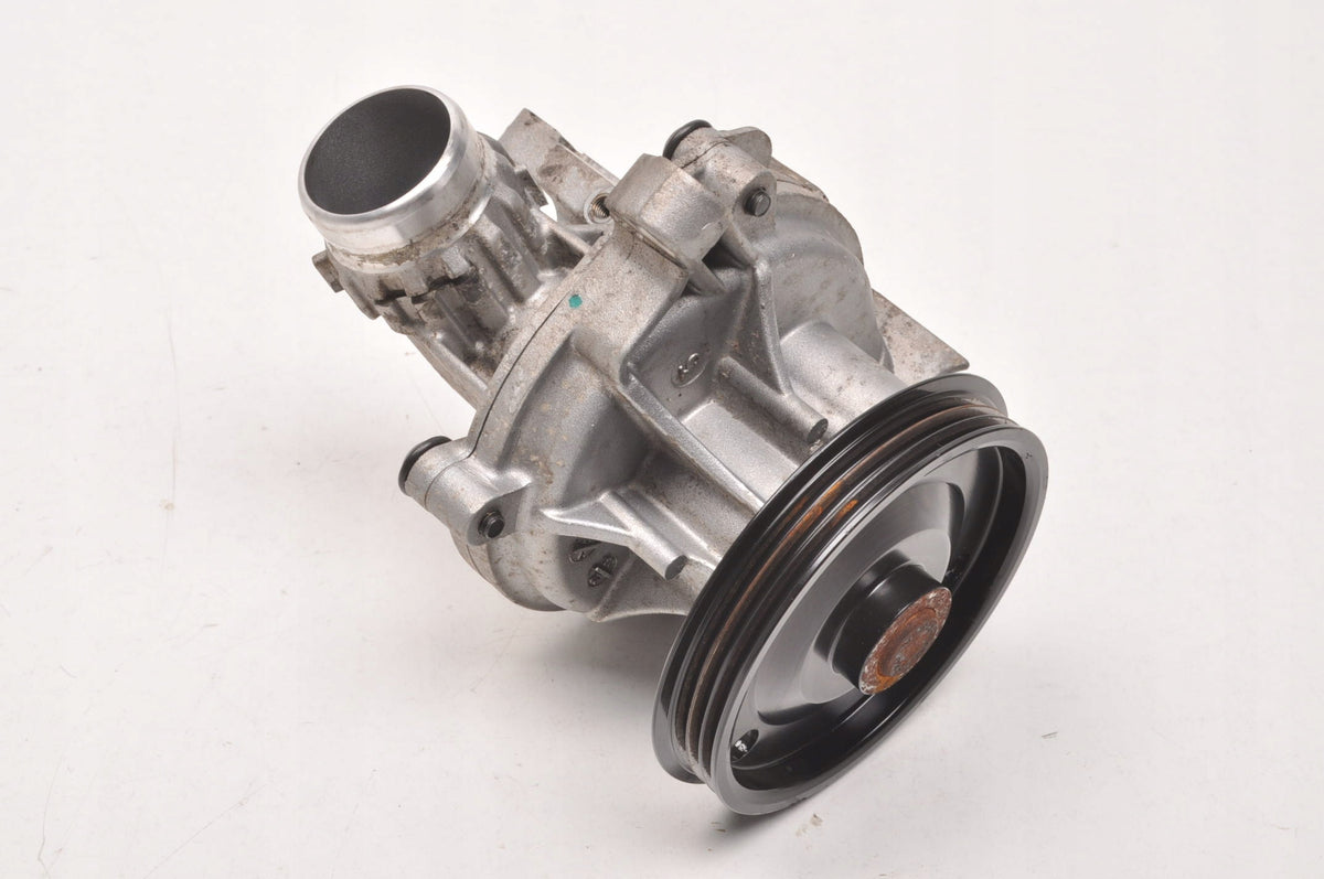 VOLVO XC40 S90 V90 XC90 XC60 II 2.0 B5 Mild-Hybrid Water Pump 32252604