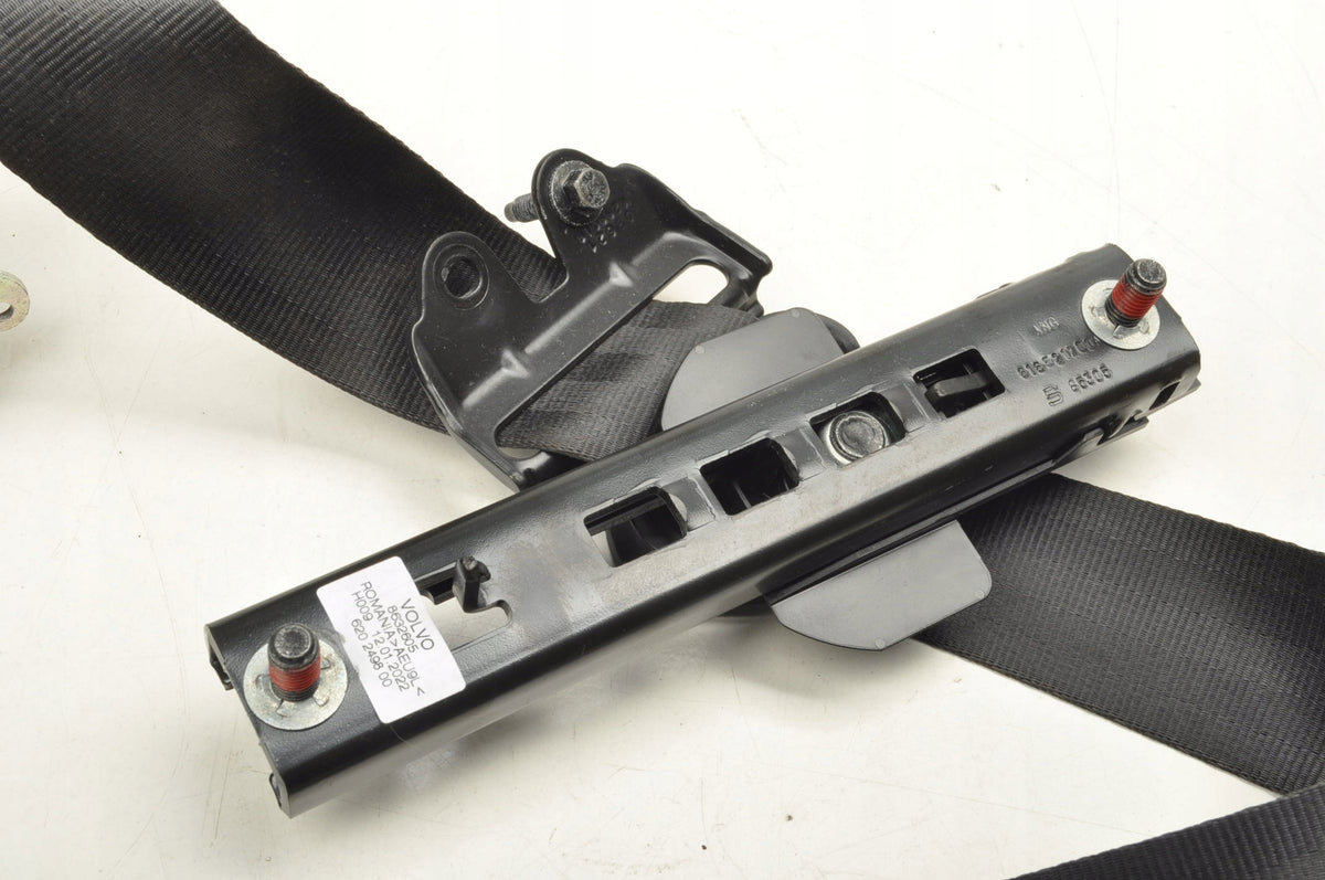 VOLVO XC40 SEAT BELT LEFT FRONT 32149121