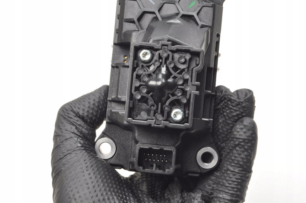 VOLVO XC40 SELECTOR GEARBOX JACK 32324877