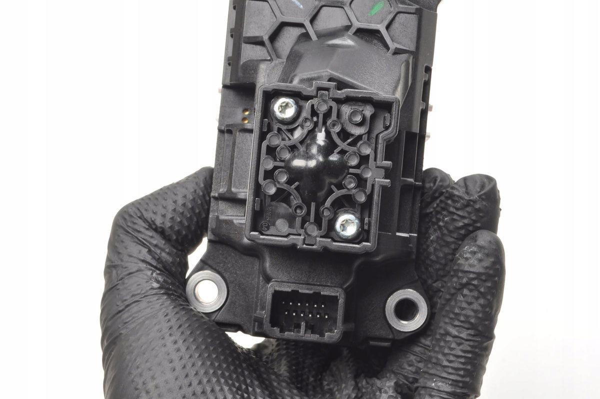 VOLVO XC40 SELECTOR GEARBOX JACK 32324877