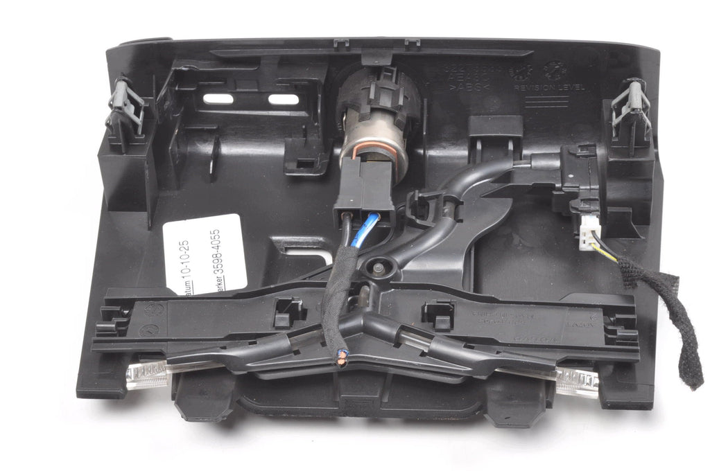 VOLVO XC40 USB SOCKET LIGHTER 32275533
