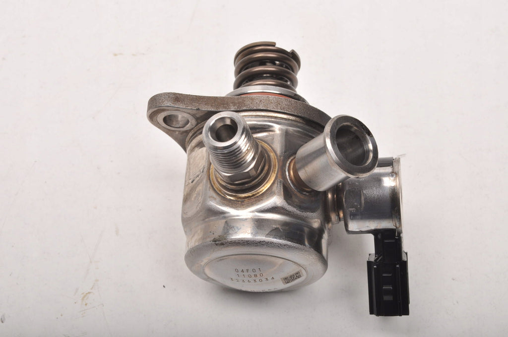 VOLVO XC40 XC60 II 2.0 16V B5 Mild-Hybrid Fuel Pump 32363034 2022 Model Year