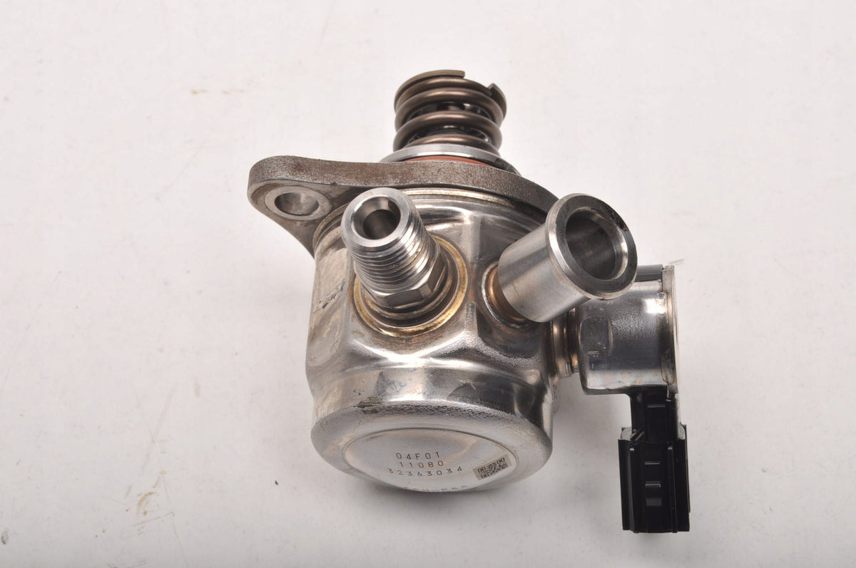 VOLVO XC40 XC60 II 2.0 16V B5 Mild-Hybrid Fuel Pump 32363034 2022 Model Year