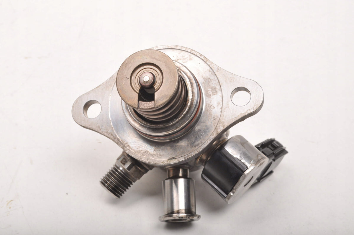 VOLVO XC40 XC60 II 2.0 16V B5 Mild-Hybrid Fuel Pump 32363034 2022 Model Year