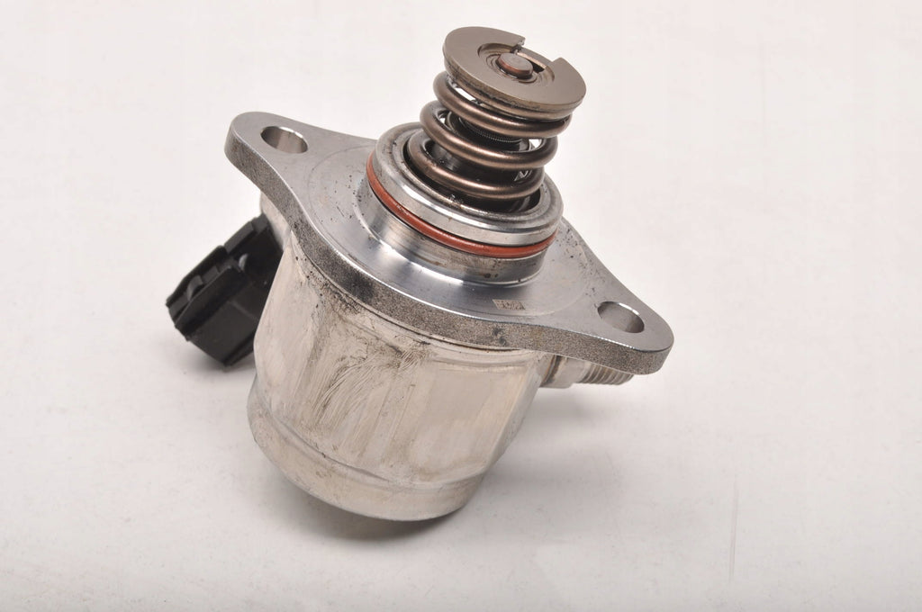 VOLVO XC40 XC60 II 2.0 16V B5 Mild-Hybrid Fuel Pump 32363034 2024