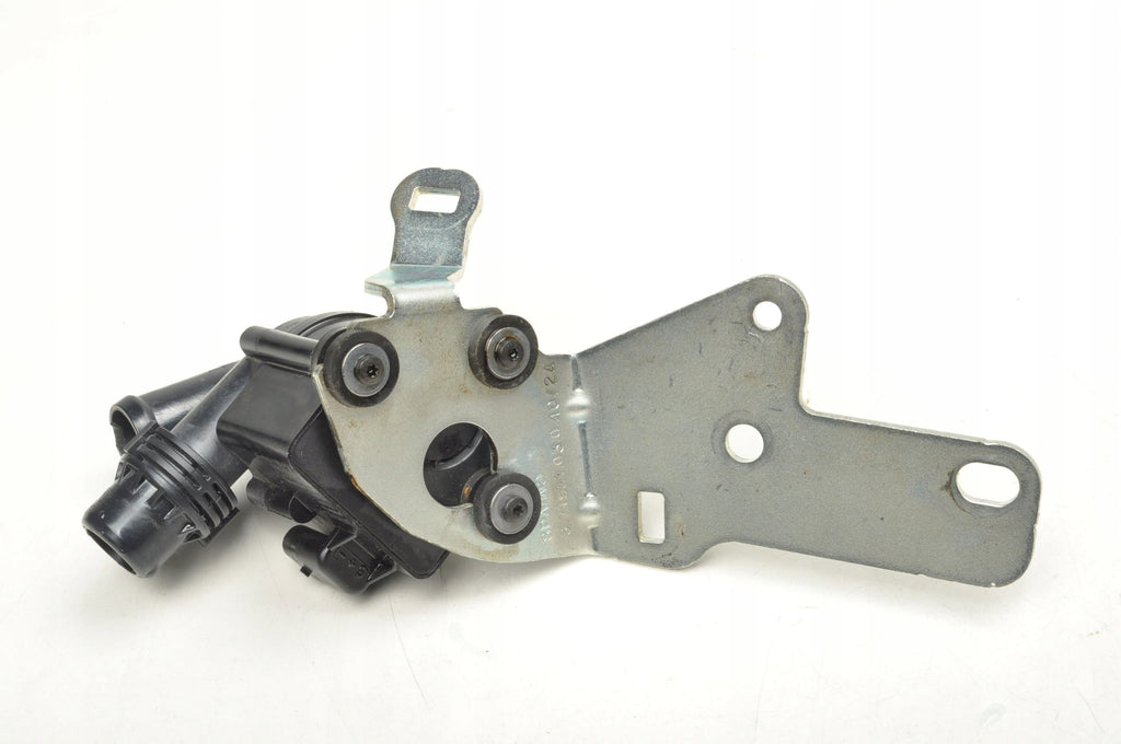 VOLVO XC40 XC60 II B4 Mild-Hybrid 16V 197HP WATER PUMP 32324819 2025R